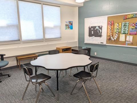 Classroom 2 with table and chairs